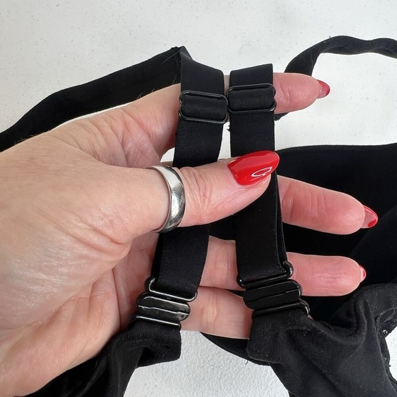 Secret Treasures 34D Full Coverage T-Shirt Bra Black Multiway Straps Underwire - Picture 6 of 15